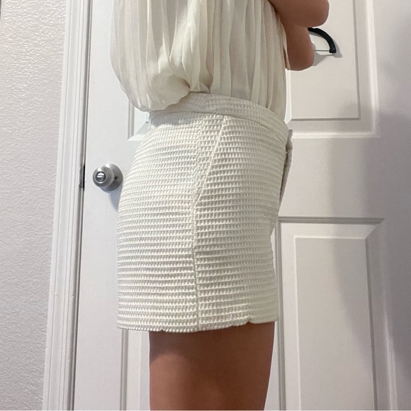 SuperTrash by Olcay Gulsen Tailored Shorts - Picture 4 of 9